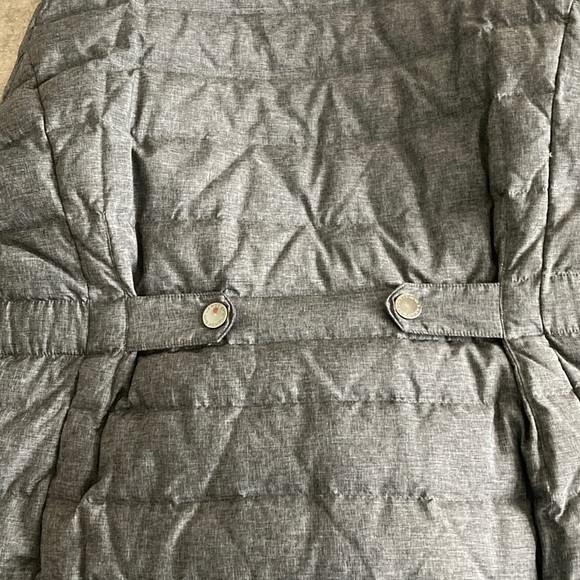 Lands' End Women's Charcoal Puffer Coat - Picture 7 of 10
